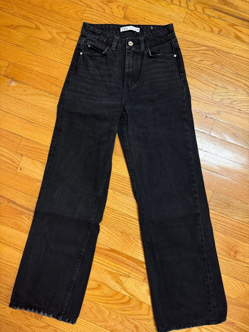 Zara Black High-Rise Straight Jeans